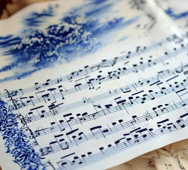 青花瓷旋律解析，探寻经典音符的韵味,青花瓷歌谱简谱，解读经典旋律的音符之美,旋律,音符,《青花瓷》,第1张